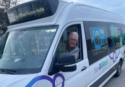 Vraagafhankelijke buurtbus ‘te succesvol en te duur’, maar in Rijssen-Holten draait het sinds 2018 p