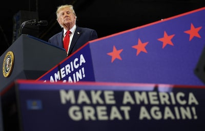 Trump haalt bij campagnemarathon midterms uit naar Democraten: ‘Ze gaan ons land kapotmaken’