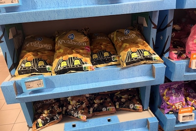 Hou op! De kruidnoten liggen al in de winkel in Schiedam