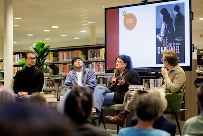 Boekenproeverij in Nijmeegse stadsbibliotheek