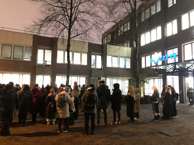 Tientallen mensen bij protest tegen politiegeweld in Utrecht: ‘Misbruik van machtspositie’