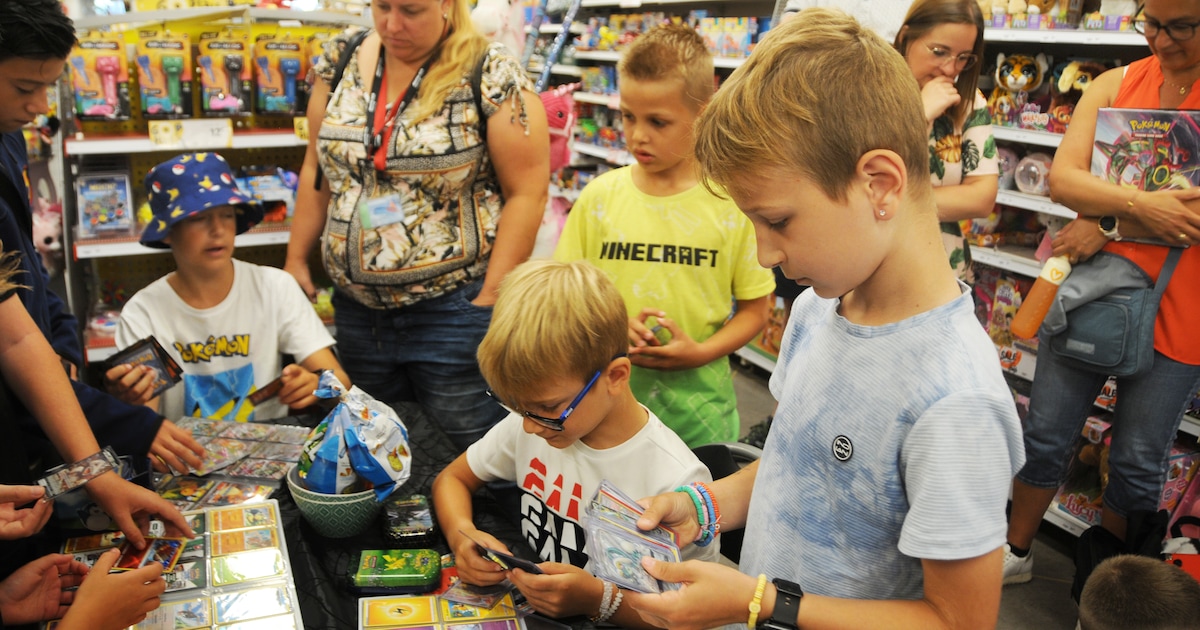 Pokémon ruilbeurs in winkelcentrum Meerzicht Zoetermeer