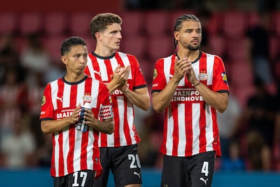 PSV zit nog steeds gevangen in zomerse problemen (die in april al te voorzien waren)
