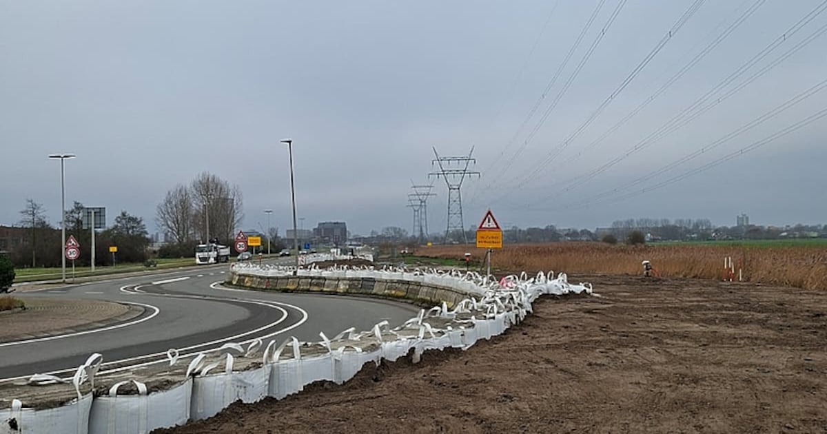 Bouw aan Leidse Ring Noord in Leiderdorp vordert met nieuwe zandlagen