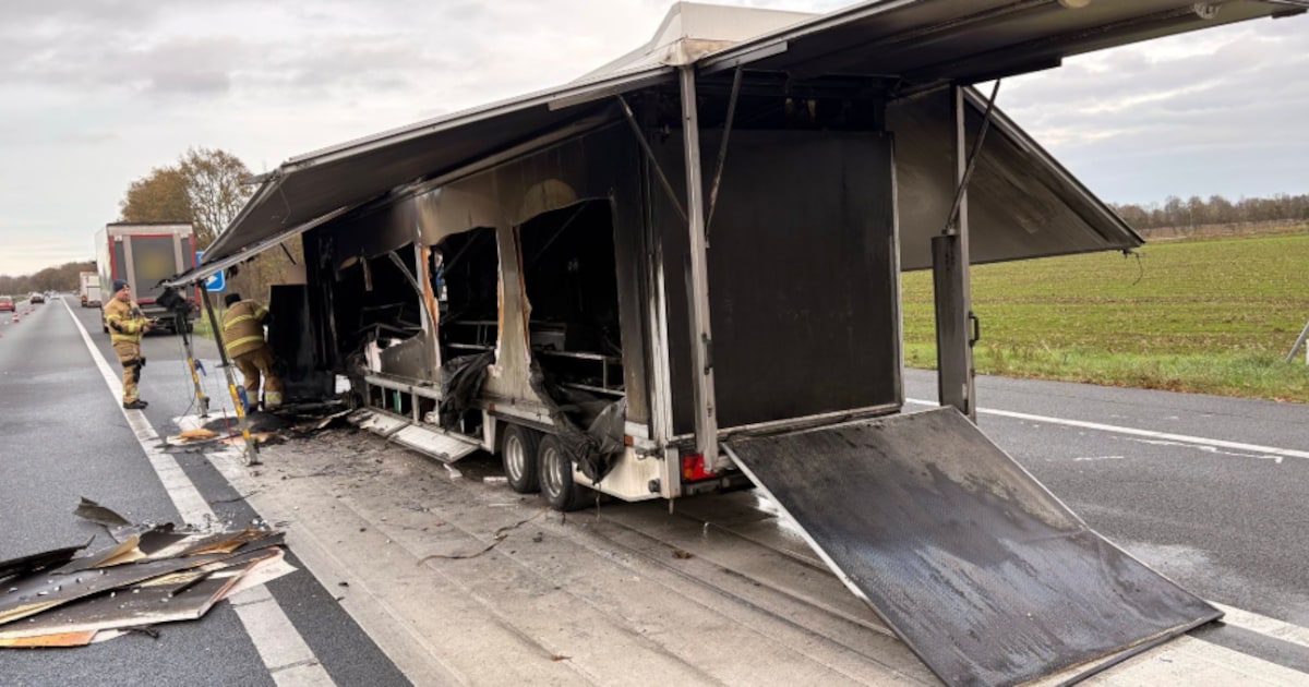 Vertraging op A50 richting Arnhem door uitgebrand voertuig bij Ravenstein, rechter rijstrook weer op