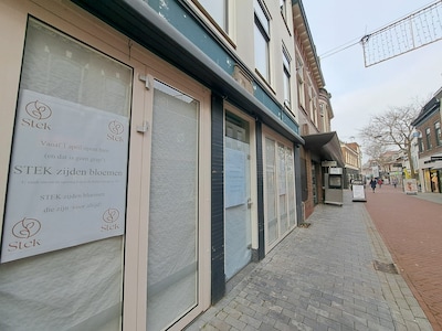 Dit komt er in het oude pand van snoepwinkel Rosa’s Leckernijen aan de Voorstraat