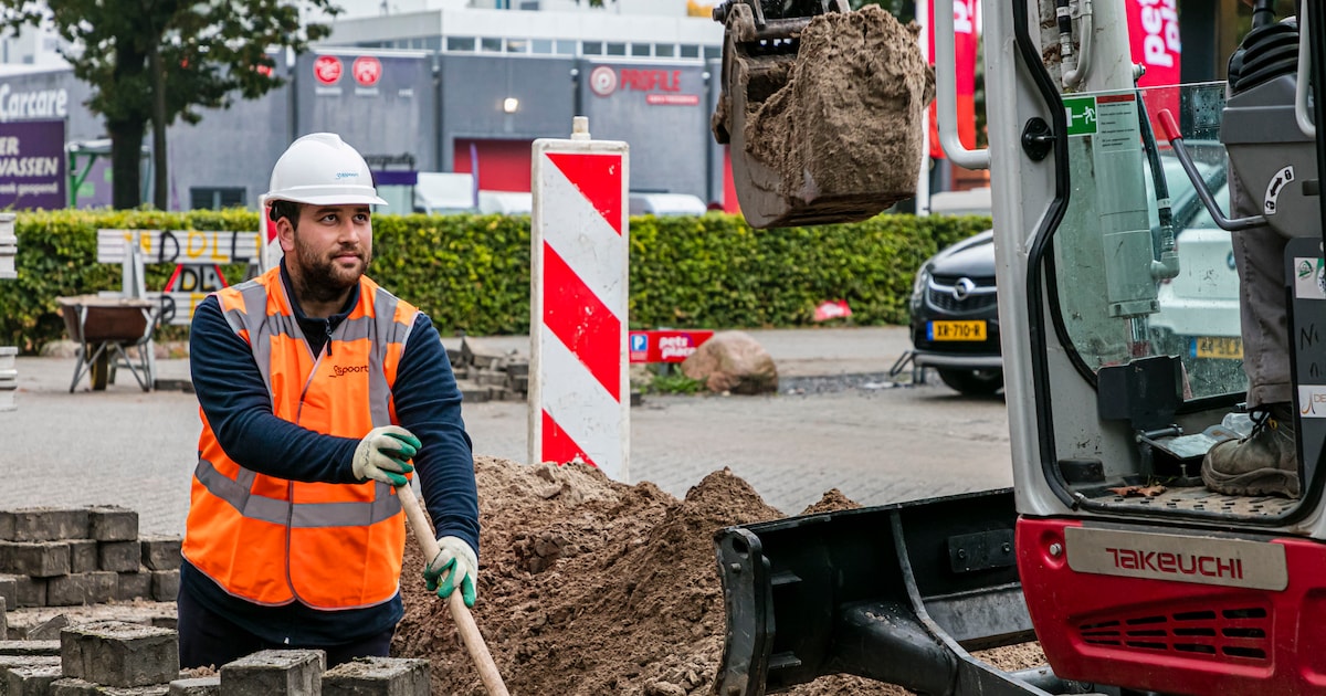 Aanleg glasvezel op twee bedrijventerreinen in Voorschoten start begin 2026