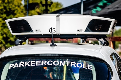 De scanauto gaat rijden in Oosterhout, maar eerst worden alle parkeerautomaten vervangen