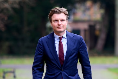 Gen Z moet méér gaan werken, vindt VVD-fractieleider Ruben Brekelmans: ‘We redden het niet met drie dagen’