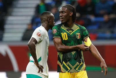 Voetbalpodcast | ‘Yves Bissouma past precies in het rijtje nieuwelingen bij Ajax’