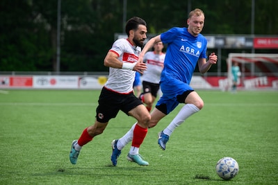 Hoogland eenvoudig naar finaleronde: ‘Nog twee wedstrijden en dan is het vakantie’