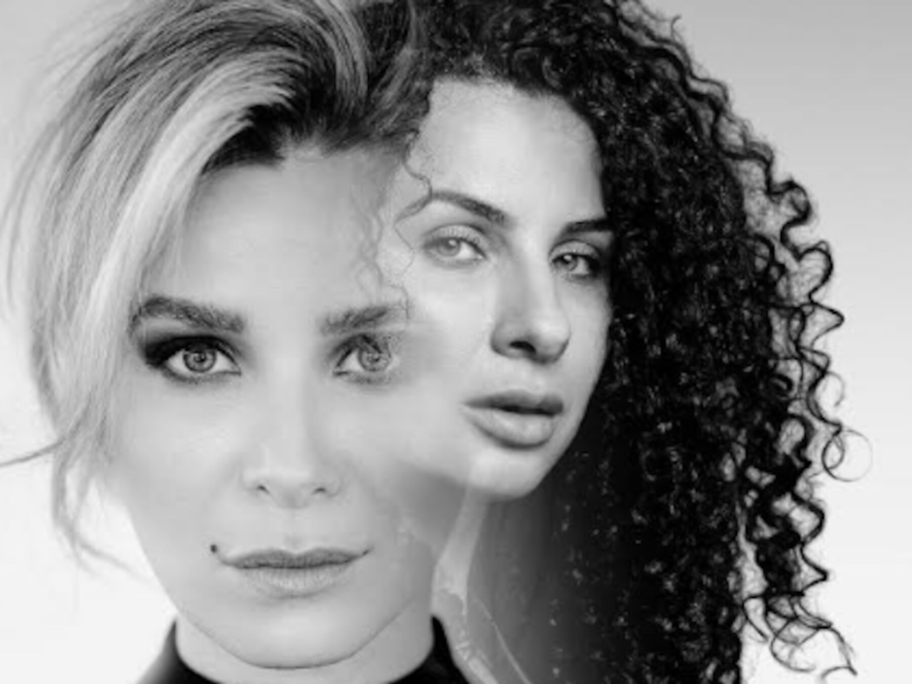 Politie krijgt tientallen meldingen over rapper Bob Vylan na leus ‘Dood ...