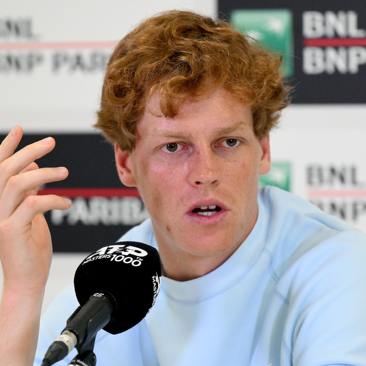Jannik Sinner staat voor rentree na dopingschorsing: 'Mocht niet eens naar  een wielerkoers van vrienden' | Tennis | AD.nl