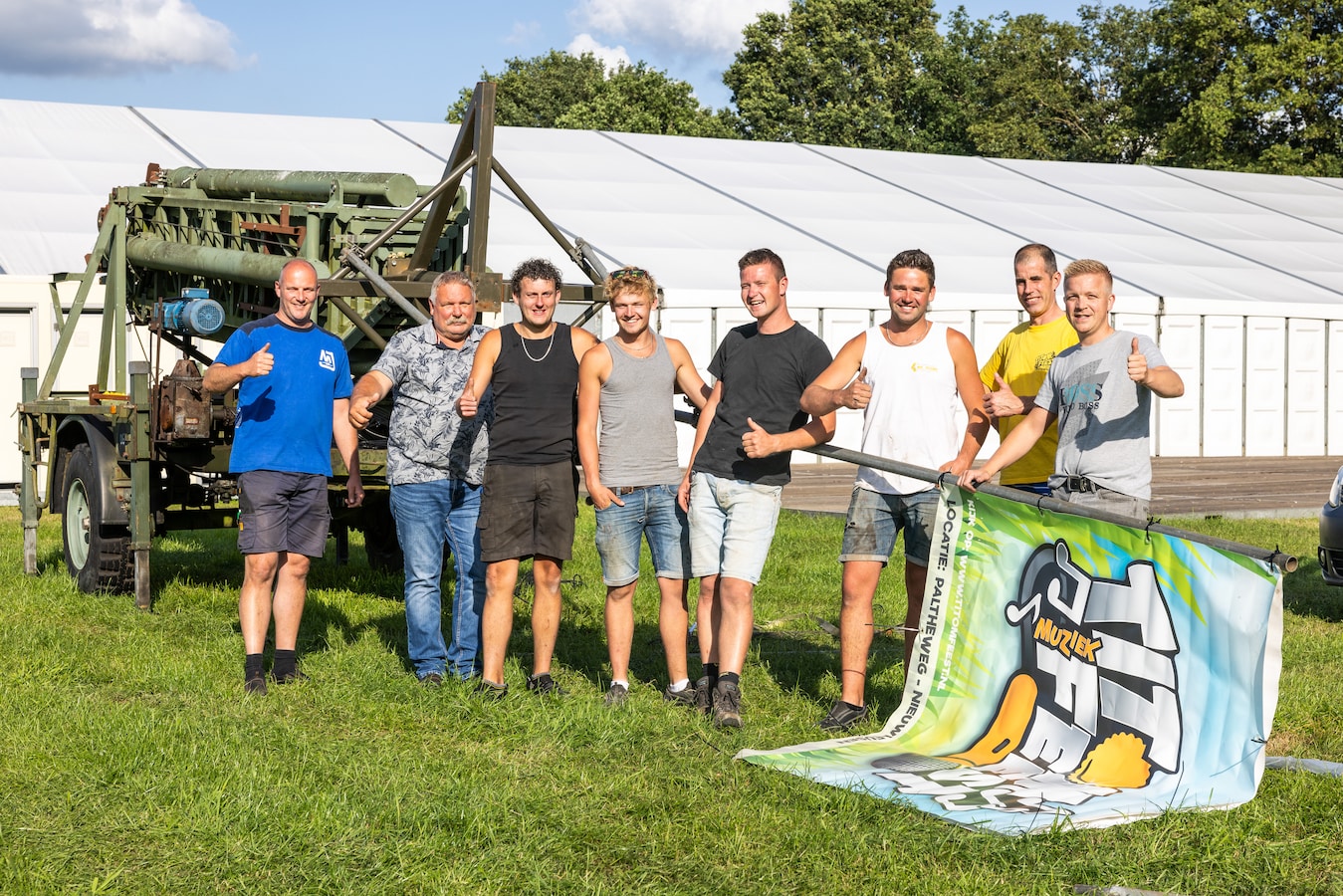 Titom gooit het over een andere, kleinere boeg: volleybal plus ...