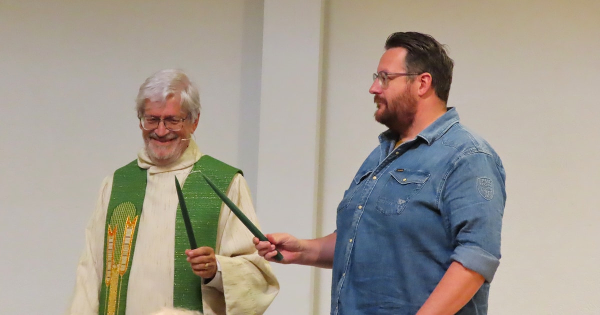 Wijchen neemt massal afscheid van geliefde dominee Paul Oosterhoff