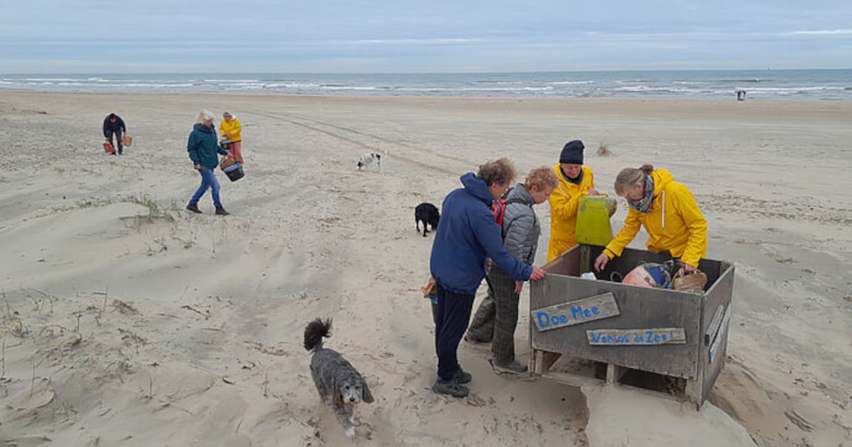 Jutbakken weer terug op strand Bloemendaal