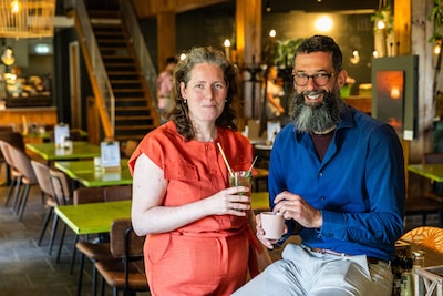 Pieter (45) en Eveline (37) zien op Facebook hun droom voorbijkomen: ‘We hadden iets nieuws nodig’