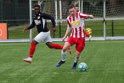 Wereldgoal is niet genoeg voor zege Woenselse Boys: ‘Hij kon zelf ook niet geloven dat die bal erin