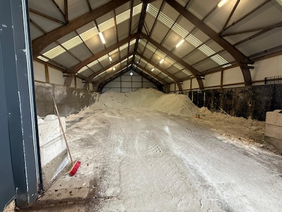 Half miljoen kilo strooizout in Barneveld binnen een week bijna op: ‘We moeten keuzes maken’