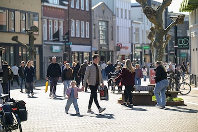 Ossenaren massaal naar Heesch om te shoppen, opnieuw flinke daling is bezoekers centrum