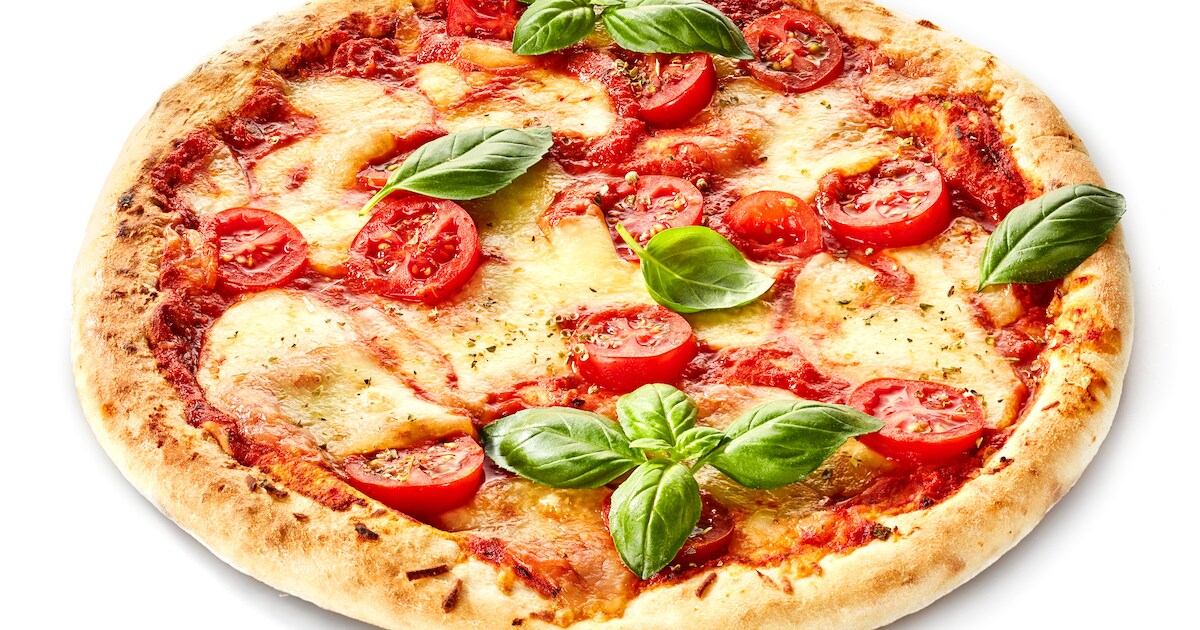 Wat willen jongeren in Lopik? ‘Jongerenbakkie’ met gratis pizza in voetbalkantine