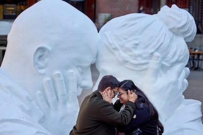 Nieuw kunstwerk op het Beursplein moet het gesprek openen over zorg voor ongeneeslijk zieke patiënte