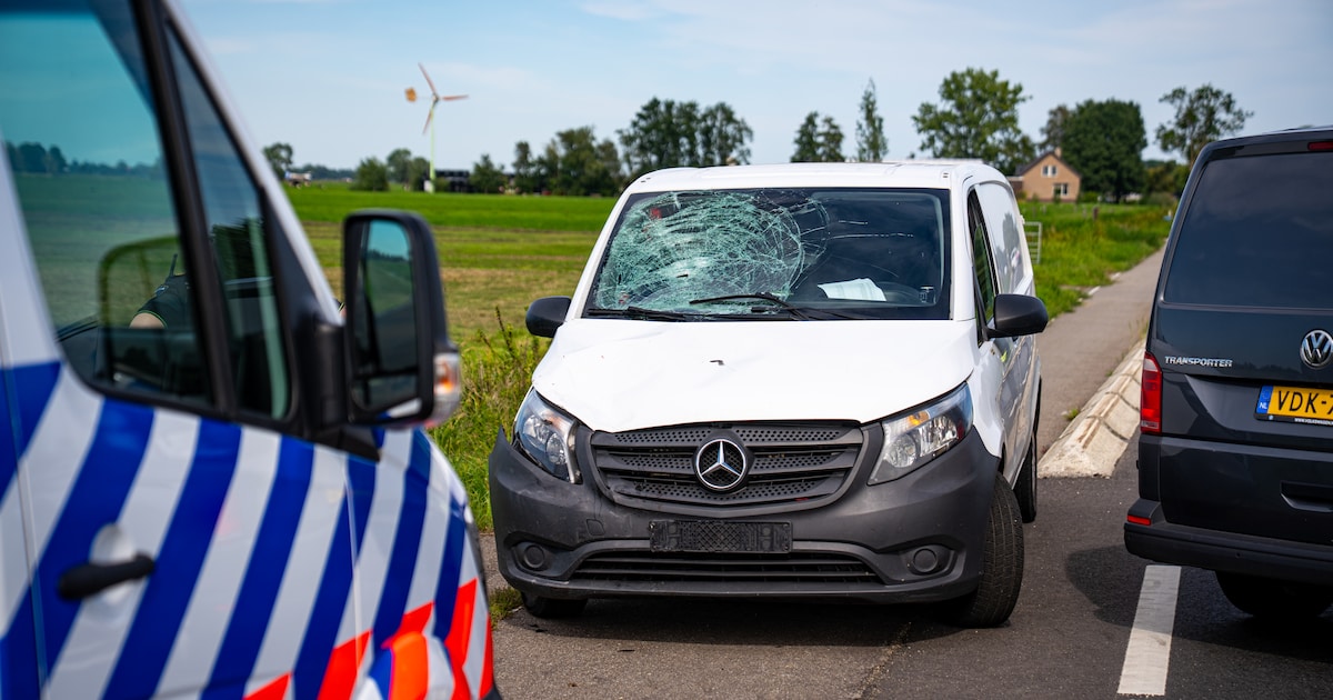 Fietser overleden na aanrijding met auto op Middenpolderweg in Streefkerk