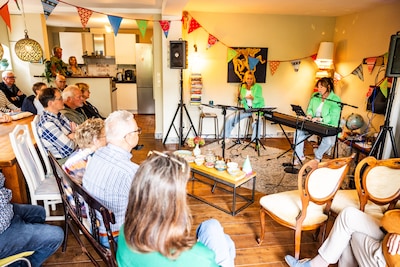 Visser & Kruithof schitteren tijdens laatste huiskamerfestival Bij Beijers Binnen: ‘Het voegt écht iets toe’