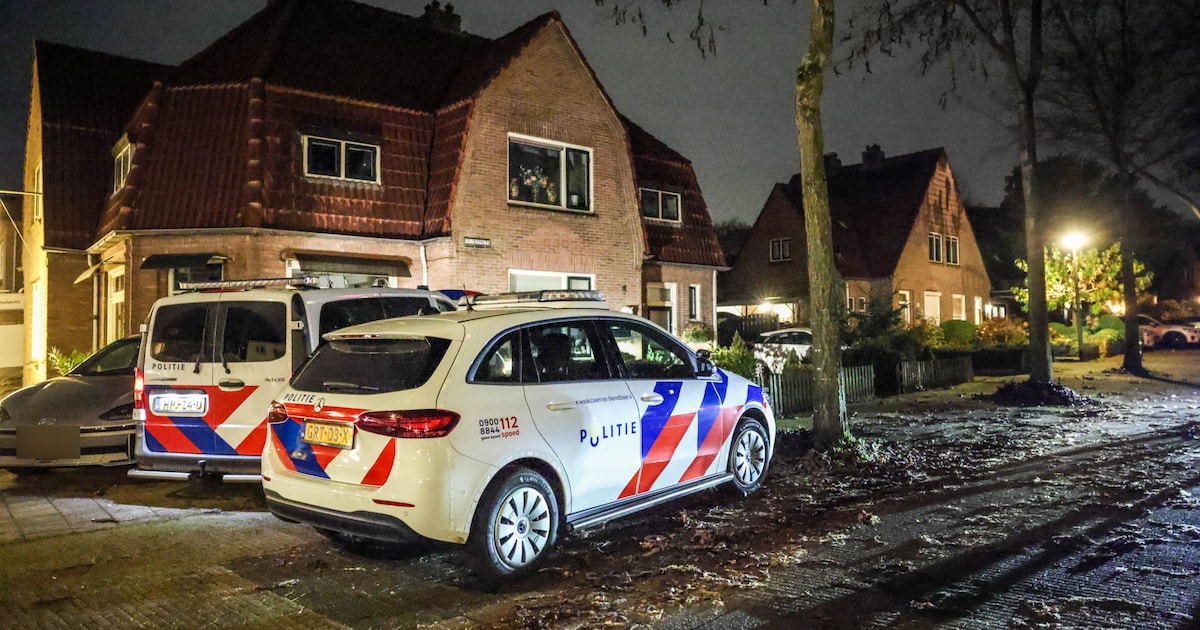 Arrestatieteam valt woning aan de Sumatrastraat in Amersfoort binnen