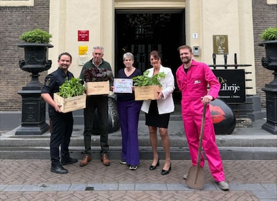 Hengelose wint bijzonder 'Librije-grond' tijdens NK Tegelwippen