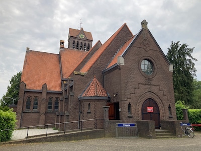 Na 15 jaar opent kerk Brouwhuis voor even weer de deuren: ‘Het lijkt hier net de Intertoys’