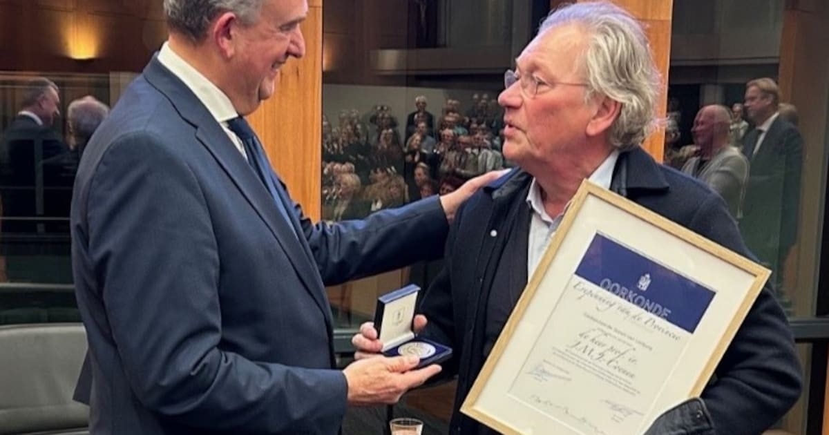 Heerlenaar Jo Coenen ontvangt Erepenning van Provincie Limburg voor zijn werk als architect