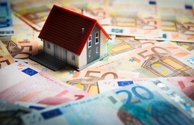 Woonlasten stijgen volgend jaar naar 1100 euro in Almelo: ‘Realistisch’, volgens wethouder
