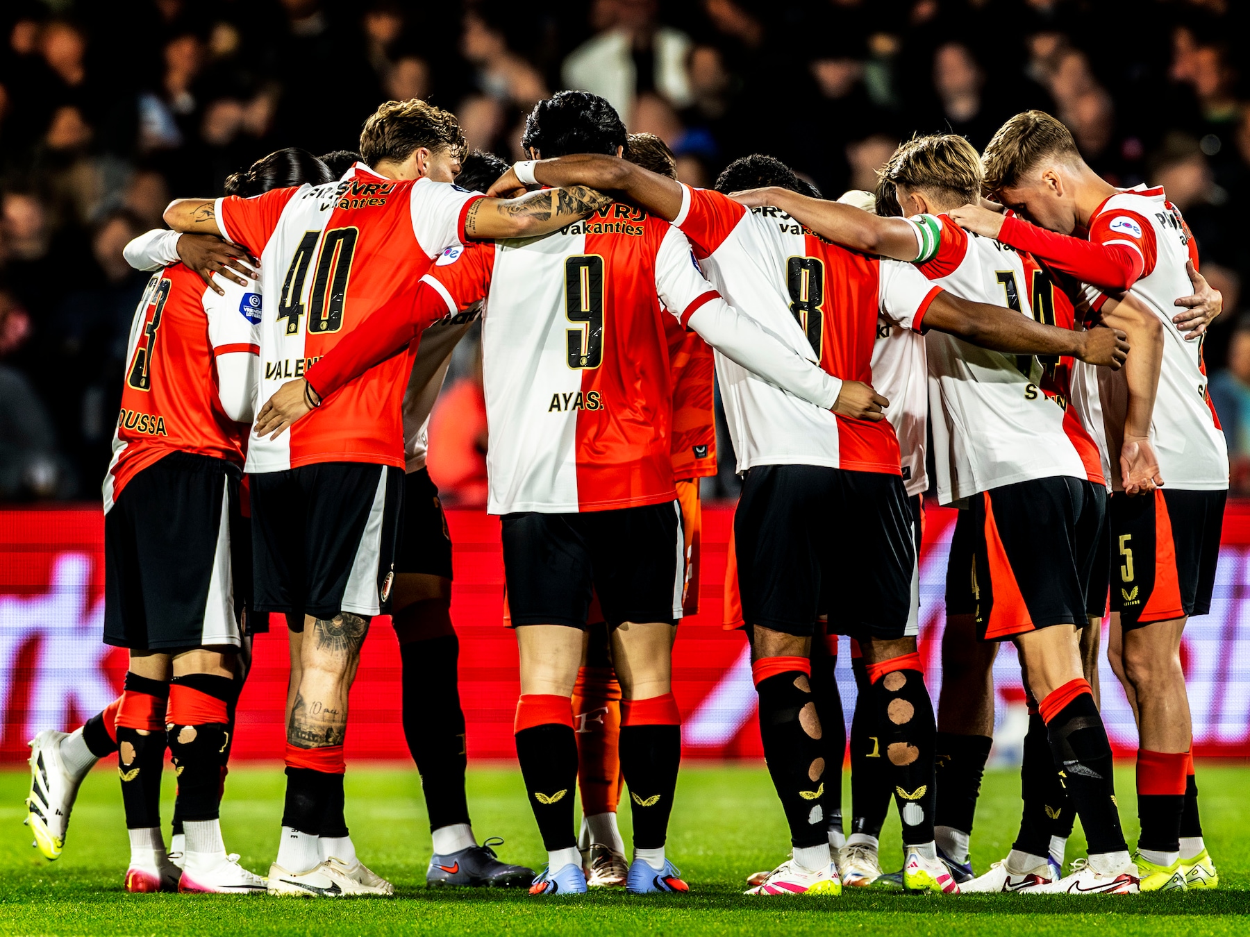 cody-gakpo-knikt-bij-het-horen-van-de-woorden-van-hiddink-merk-dat-ik