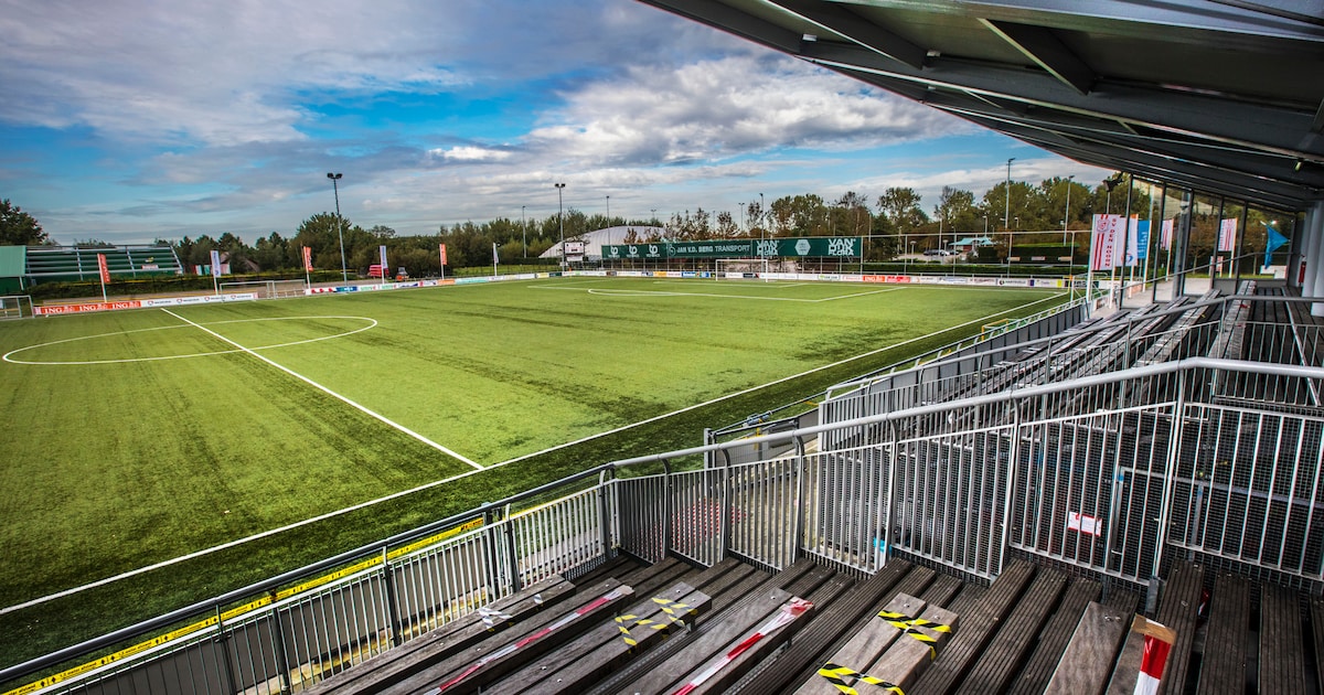 SV Den Hoorn sluit velden af: ‘Bij overtreding volgen boetes of schorsingen’