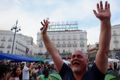 Demonstranten kamperen voor tweede nacht op rij in centrum Madrid na uithuisplaatsing bejaarde vrouw