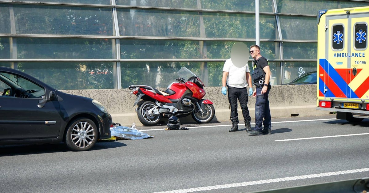Motorrijder gewond na ongeval op A15 in Hardinxveld-Giessendam