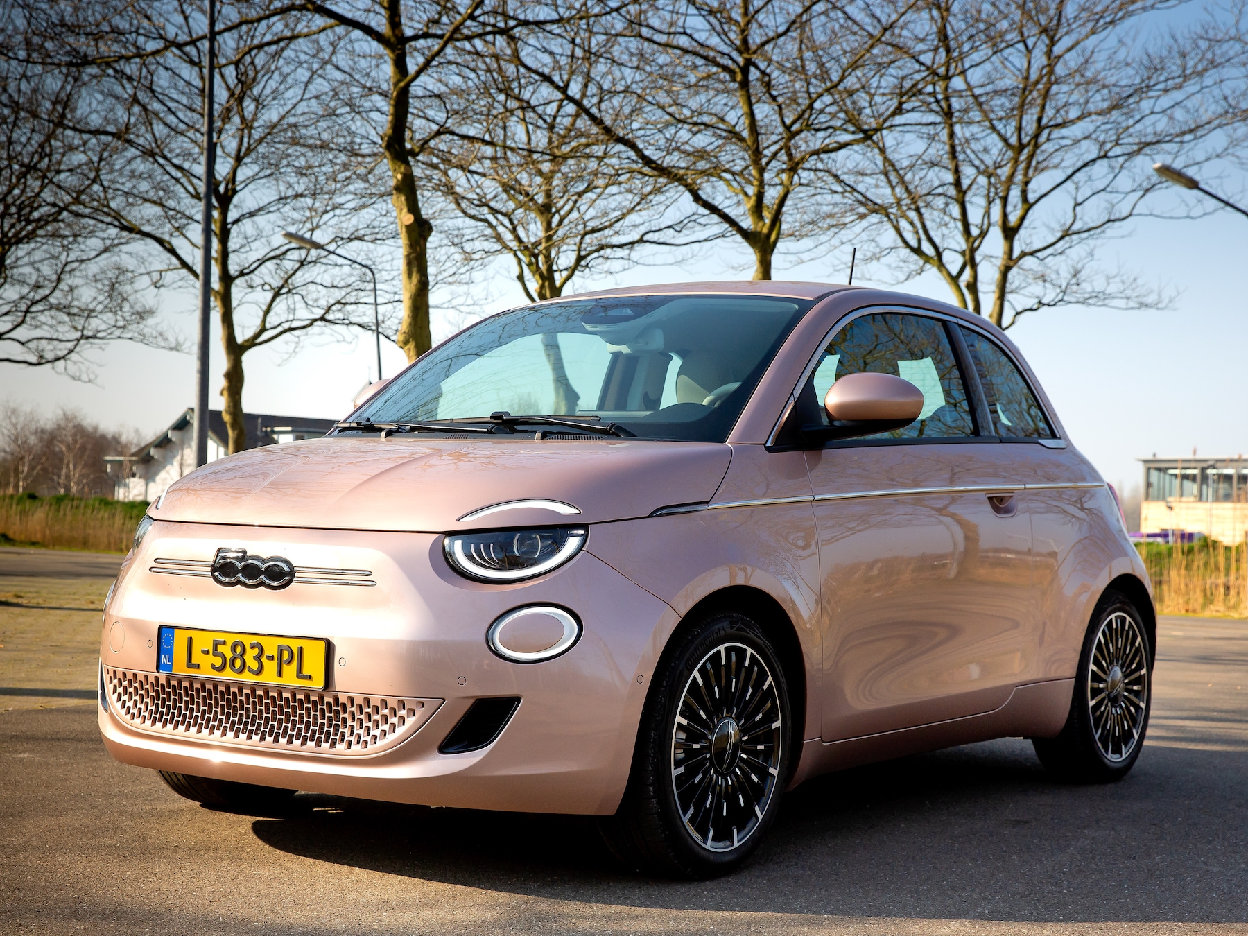 Alle tests van onze autoredactie vind je hier 