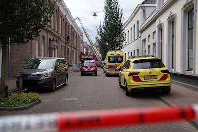 Politie pakt bewoner op na woningbrand in Den Bosch en sluit brandstichting niet uit