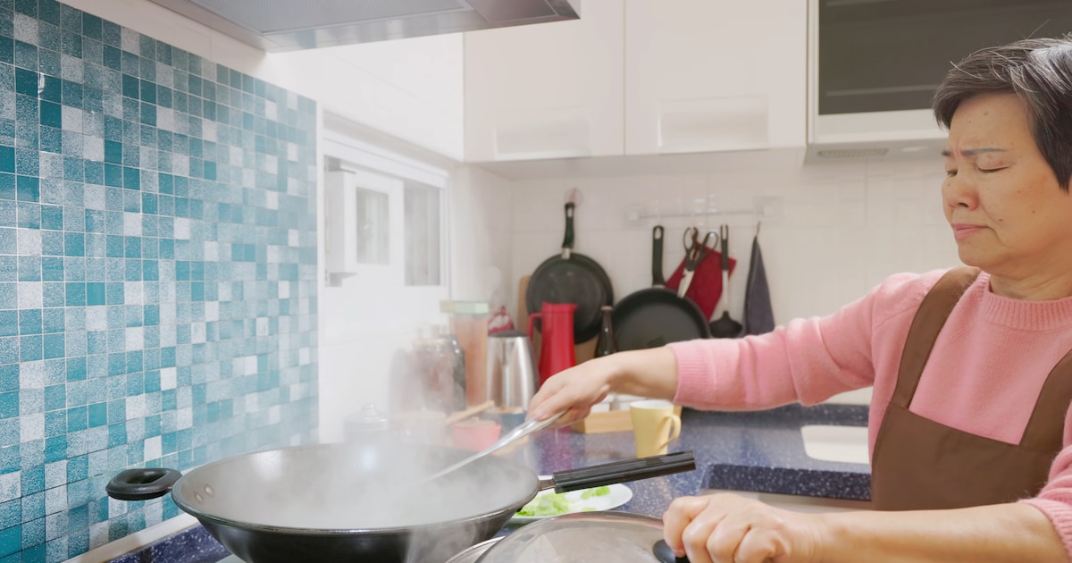 Voorkom kooklucht en vet in huis: deze afzuigkap komt als beste uit de test