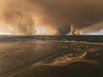 Bijna 98.000 hectare verwoest door branden in Frankrijk: ‘Historisch record’