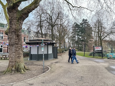 Nijmegen dacht aan sloop bekende kiosk, maar draait helemaal om: nieuwe huurder welkom en misschien 