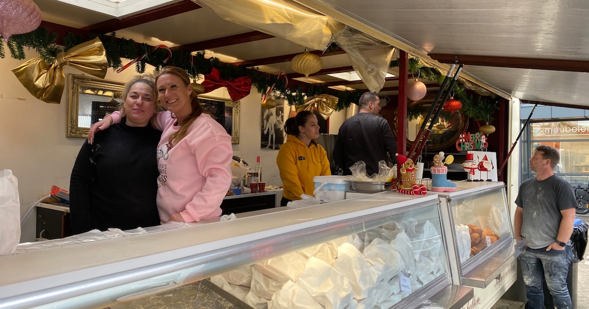 Al vijftien jaar oliebollen te koop bij Bertha: ‘Het is altijd druk’