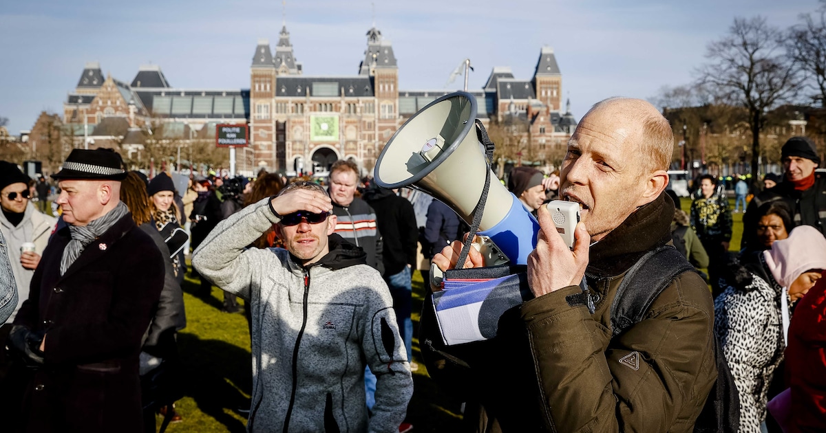 Nederland in Opstand zet streep door fakkeltocht in Amersfoort ...