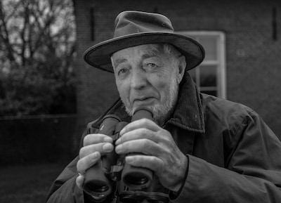 Scherpenzeelse vogelkenner Nico de Haan (78) overleden