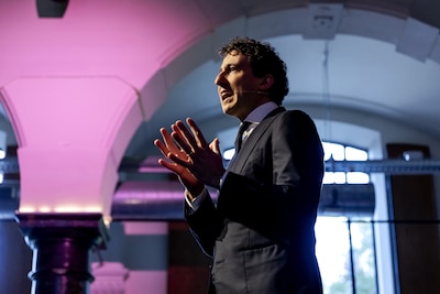 PRO-leider Klaver roept wéér op met links te onderhandelen: ‘Kabinet slaapwandelt crisis in’