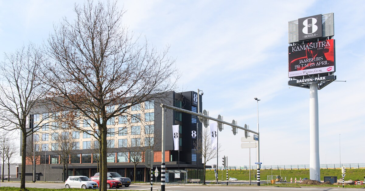 Snelwegreclame in Montfort: gemeente Roerdalen heeft plannen voor reclamemast langs A73