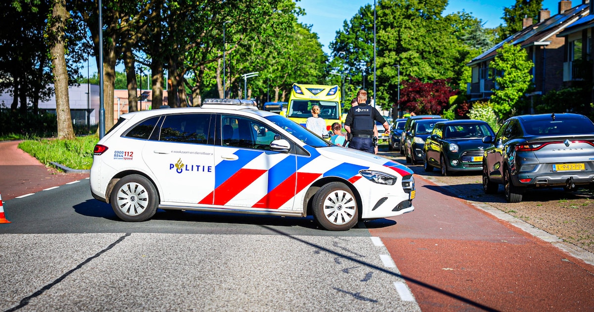 Fietser gewond na botsing met auto aan Eikesingel in Drachten