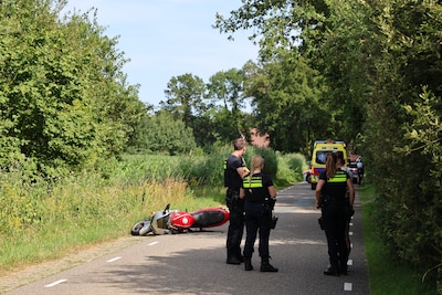 Eenzijdig ongeval met motor op Rijssenseweg
