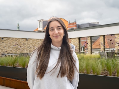 Canadese Angela (20) begint vol goede moed aan nieuwe studie, maar kon geen plek vinden in Den Haag